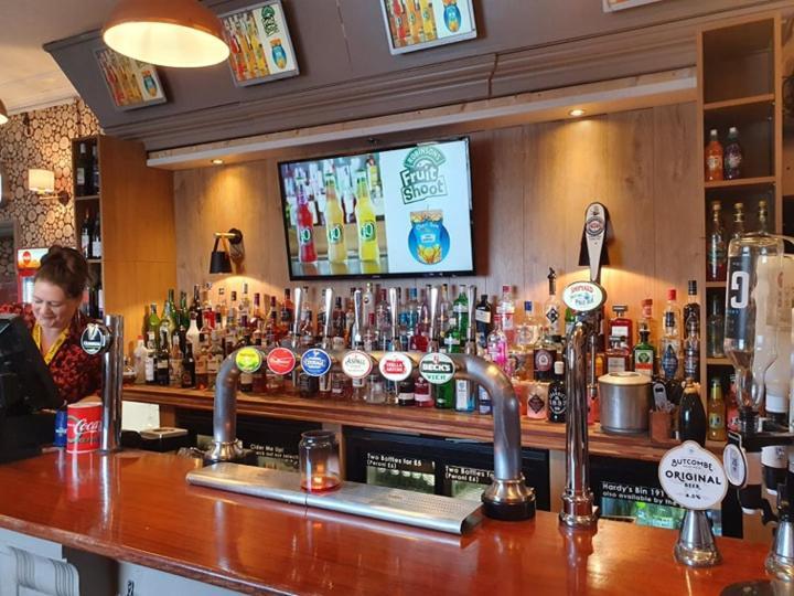 The Crown Inn Keynsham Exterior photo